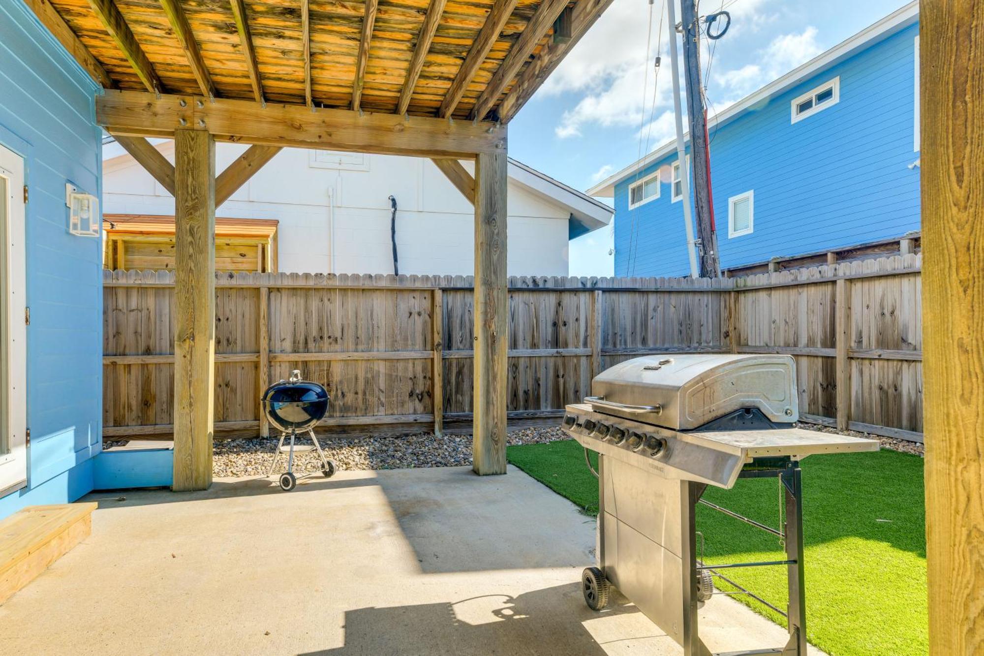 Trendy Port Aransas Home With Private Pool And Deck! Exterior foto